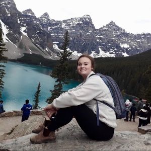 Meet your Posher, Leah